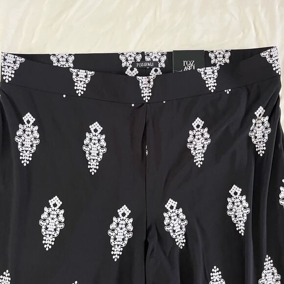 NWT Roz & Ali Plus Size Black Boho Wide Leg Pant Plus Sz 3X Casual Stretch - Picture 2 of 9